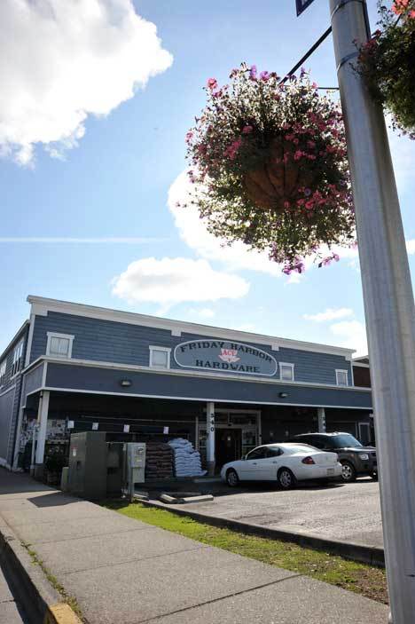 This building on corner of Argyle Avenue and Nichols Street