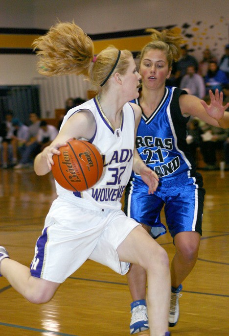 Friday Harbor’s Maggie Andersen will be  looking to continue her hot scoring streak in the Wolverines’ rematch with the Orcas Vikings. A win would remove a huge hurdle from the Wolverines’ run to the league title.