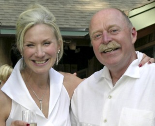 Merri Ann Simonson and Tim Gambrell ... they celebrated her 50th birthday by sharing their wedding vows on July 6