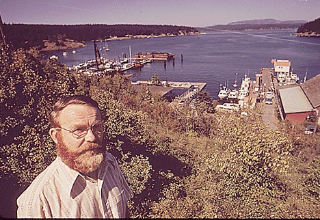 The National Archives has this photo of Charles Nash in its collection