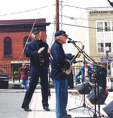 National Park historian Mike Vouri and folk musician Michael Cohen will take a closer look at the Irish in the antebellum U.S. Army in words and song in a program scheduled at 7 p.m.