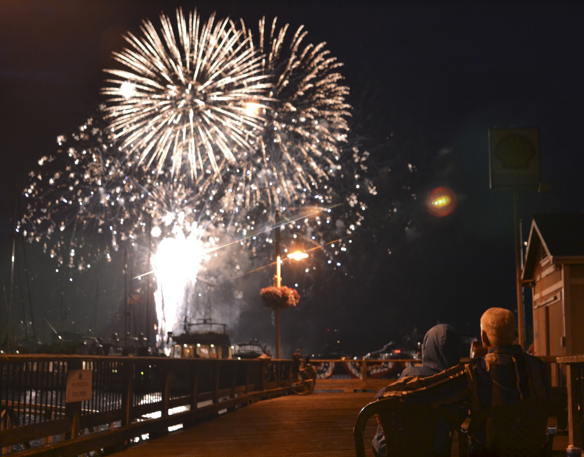 Friday Harbor 4th of July Fireworks - slideshow