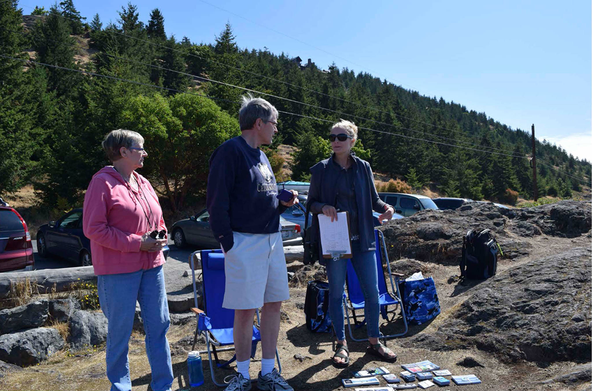 Help people watch whales at Westside Preserve