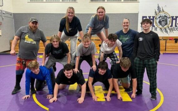 Heather Spaulding Staff photo
Bottom left to right Ashley, Gabe Peppers, Iseac Davis, Alistar Kinnaman middle row coach Tad Bremer Oliver McGewen, Chelsi Pittman, Dylan Lee, coach Sabrina Bremer, Triston Bremer
Top row Liz Hough, Journey Rice
Not pictured Niko, Nick Chambers, Grayson Matthews, coach James Gaurd